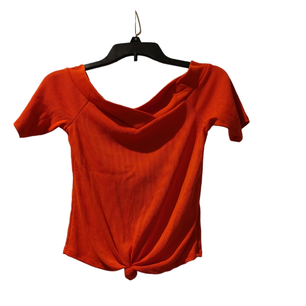 Women's Red Off the Shoulder Top Size M